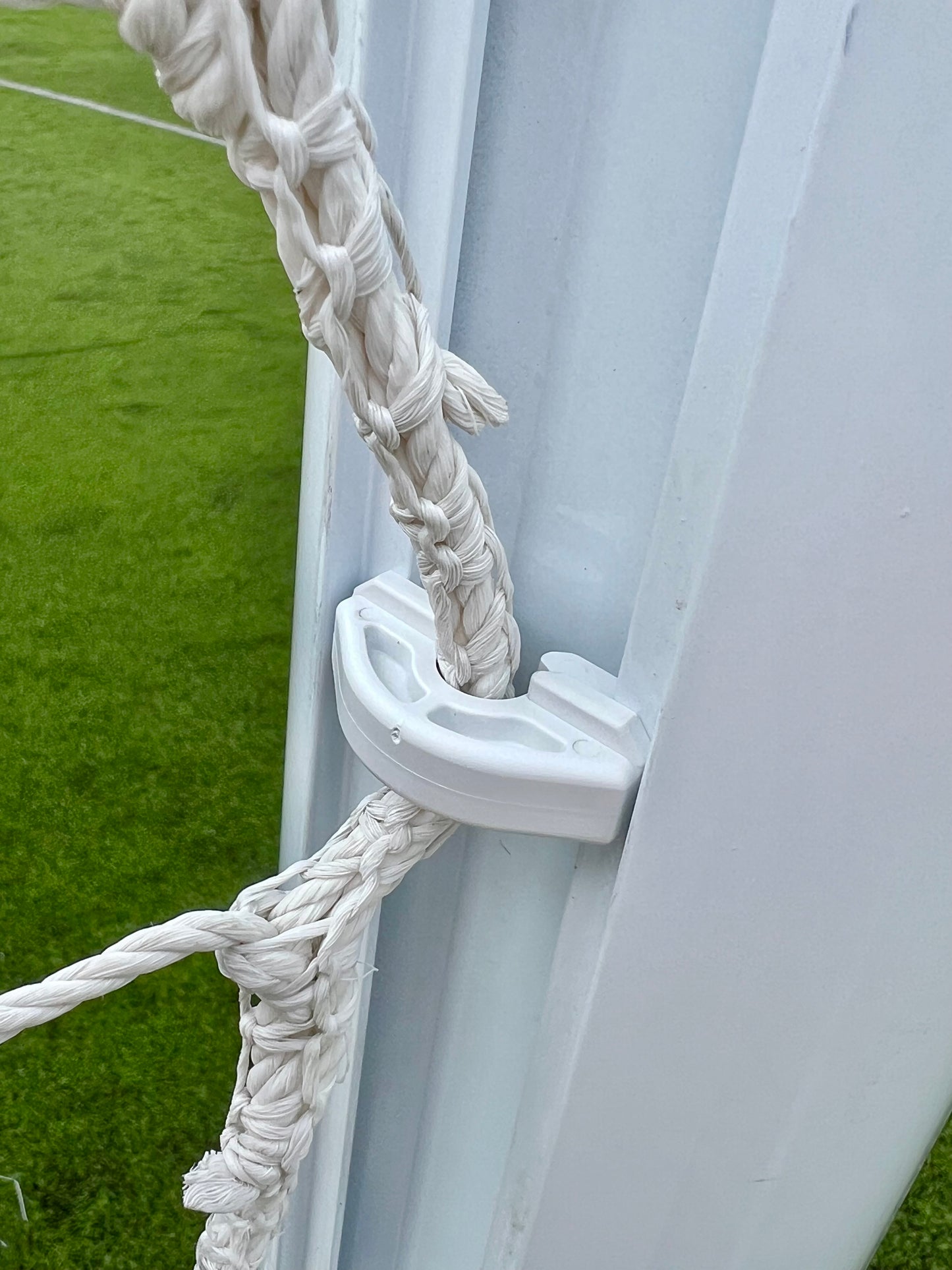 Football Goal Net Hooks, For Aluminium 4G Football Goals, Football Goal Net Fixing Clips For 4G Goals, (25mm Channel Gap)