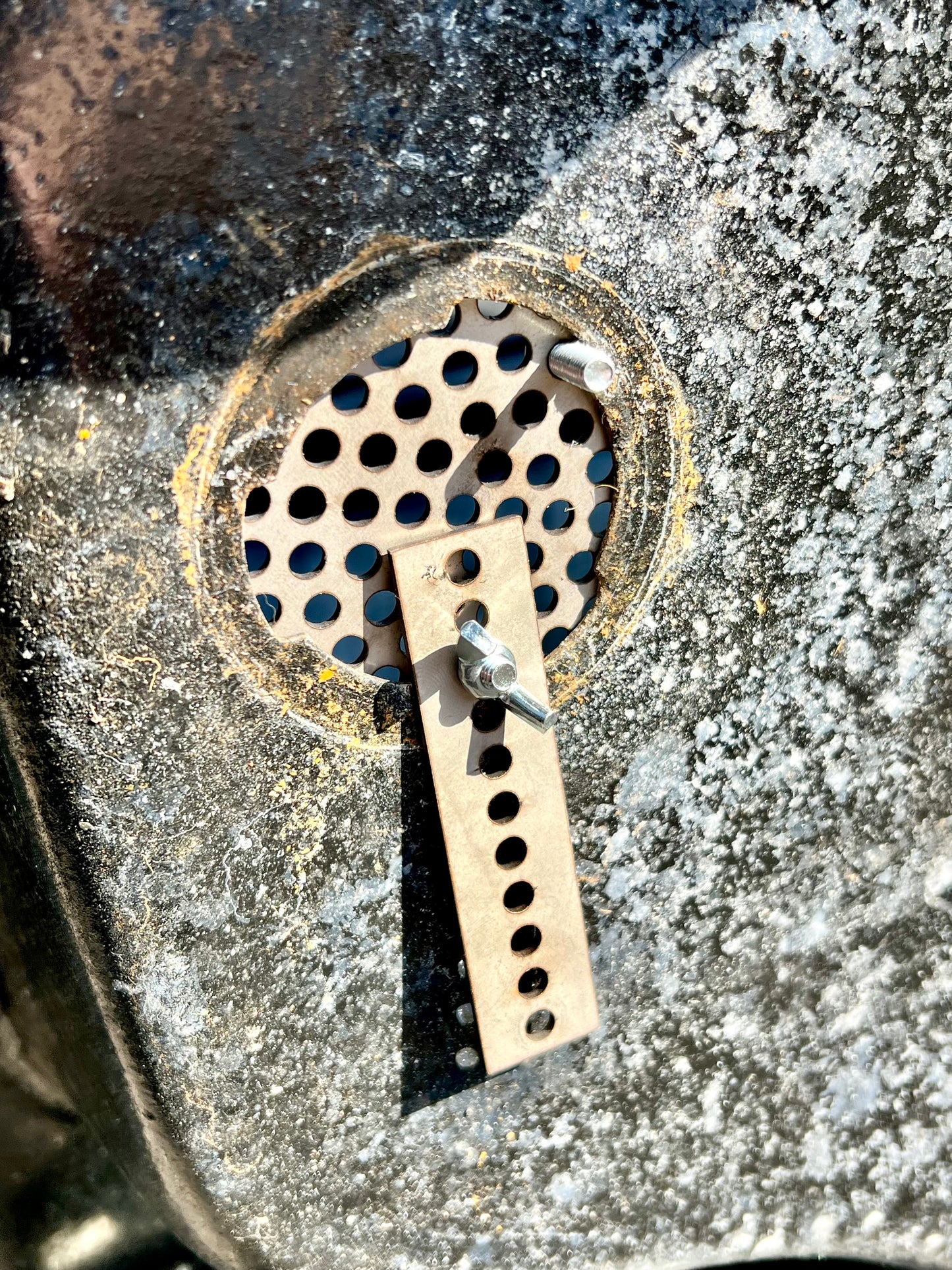 Taylor Wheelie Bin Drainage Hole Cover, Prevents Rats Entering Bins Through Drainage Hole, For 20mm To 80mm Diameter Hole's