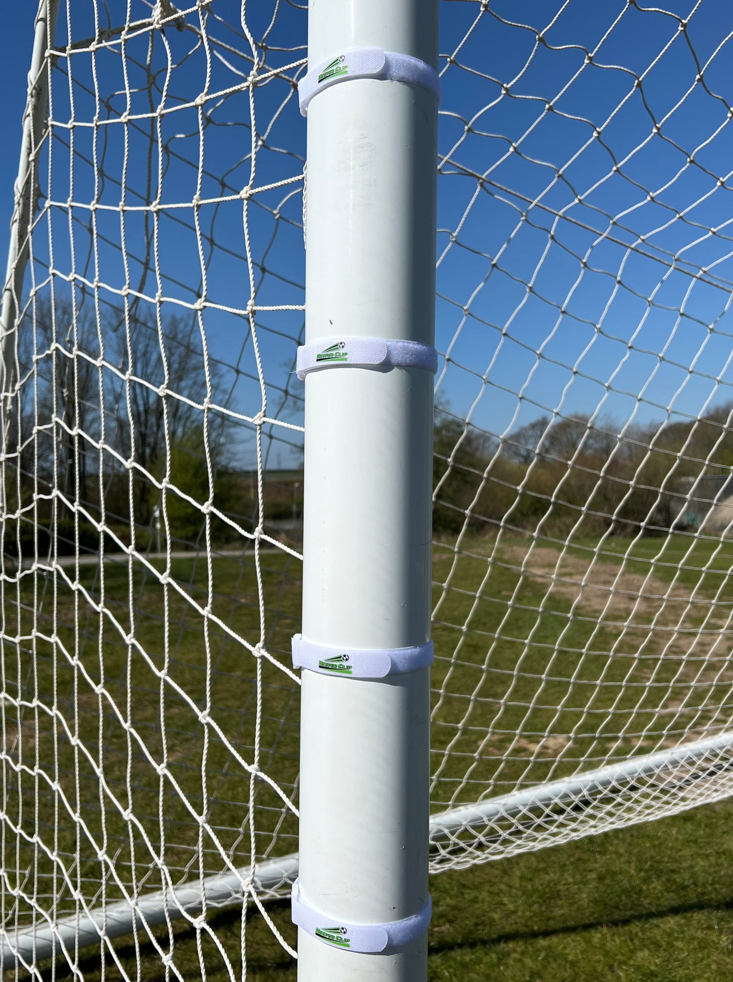 Football Goal Hook & Loop Securing Net Straps, Reusable Fastening Goal Ties, 46cm Long X 2cm Wide, White.